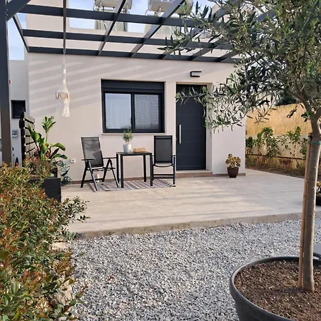 The Boho Breeze בית אירוח